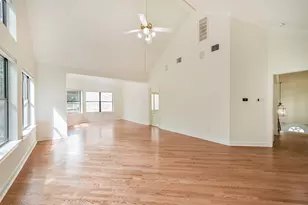 12625 Memorial Dr, Houston, TX 77024 - Photo 18