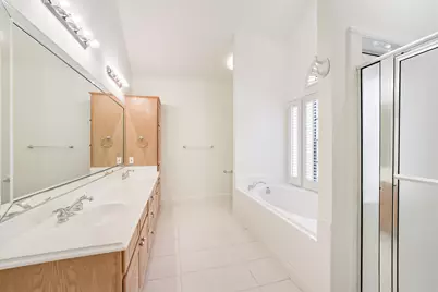 12625 Memorial Drive #177, Houston, TX 77024 - Photo 28