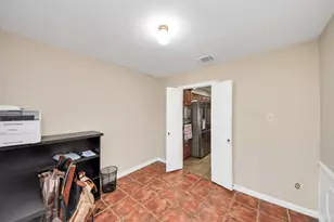 902 Old Mill Ln, Houston, TX 77073 - Photo 18