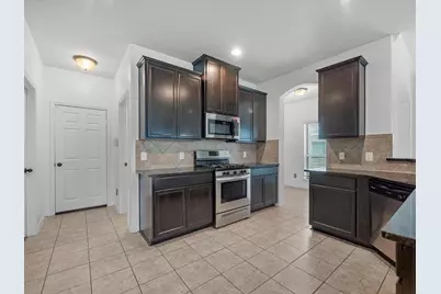 9207 Chloe Drive, Houston, TX 77044 - Photo 10