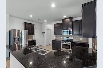 9207 Chloe Drive, Houston, TX 77044 - Photo 10