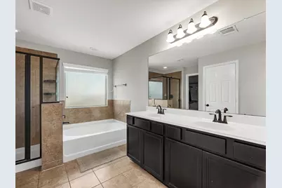 9207 Chloe Drive, Houston, TX 77044 - Photo 18