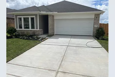 229 Orchard Laurel Drive, Alvin, TX 77511 - Photo 2