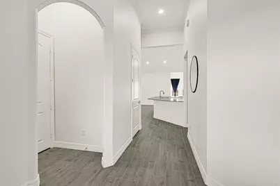 719 Cold Spring Drive, Baytown, TX 77523 - Photo 4