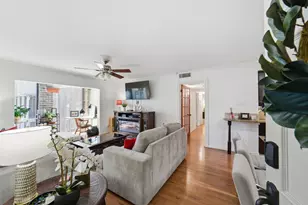 7575 Katy Fwy, Houston, TX 77024 - Photo 6