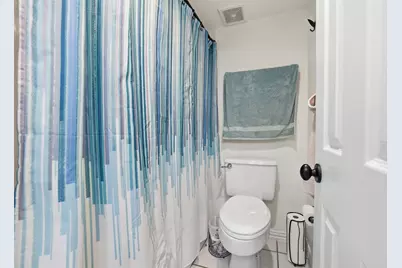 7575 Katy Fwy #89, Houston, TX 77024 - Photo 22