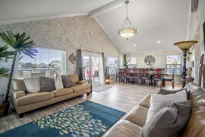 16544 John Silver Road, Jamaica Beach, TX 77554 - Photo 10