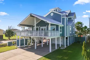 16544 John Silver Rd, Jamaica Beach, TX 77554 - Photo 2