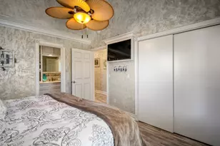 16544 John Silver Rd, Jamaica Beach, TX 77554 - Photo 24