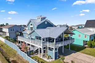 16544 John Silver Rd, Jamaica Beach, TX 77554 - Photo 4