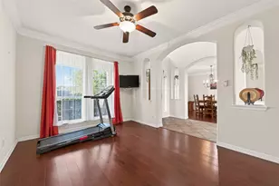 8119 Edenwood Dr, Spring, TX 77389 - Photo 10