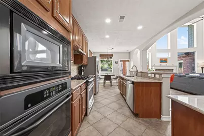 8119 Edenwood Drive, Spring, TX 77389 - Photo 18