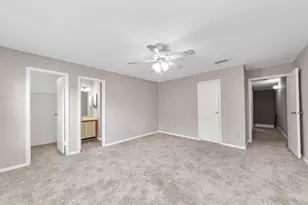 9850 Pagewood Ln, Houston, TX 77042 - Photo 24