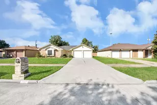 7627 Shoshone Dr, Baytown, TX 77521 - Photo 4