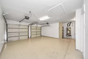 7627 Shoshone Dr, Baytown, TX 77521 - Photo 12