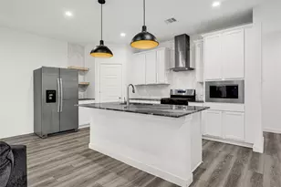 2930 Needham Gdn Ln, Houston, TX 77051 - Photo 10