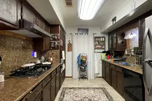 1635 W Galveston St, Hempstead, TX 77445 - Photo 8