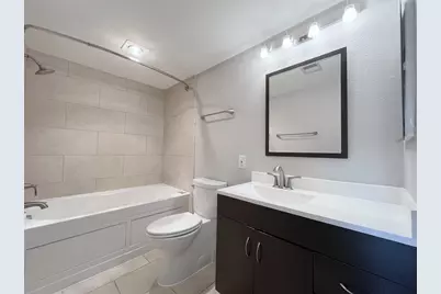 1801 Stoney Brook Drive #106, Houston, TX 77063 - Photo 20