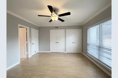 1801 Stoney Brook Drive #106, Houston, TX 77063 - Photo 18