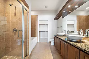 1010 Rosine St, Houston, TX 77019 - Photo 20
