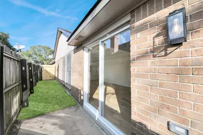 3305 Avenue R, Rosenberg, TX 77471 - Photo 18