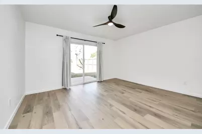 3305 Avenue R, Rosenberg, TX 77471 - Photo 10