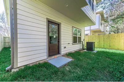 2018 Hampton Street #B, Houston, TX 77088 - Photo 30