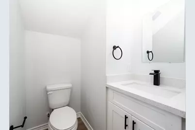 2018 Hampton Street #B, Houston, TX 77088 - Photo 16