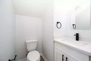 2018 Hampton St, Houston, TX 77088 - Photo 16