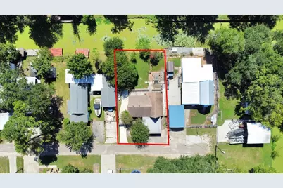 9563 Darkwood Street, Willis, TX 77318 - Photo 2