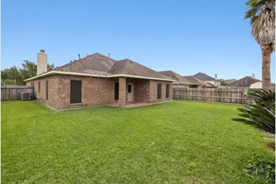 8227 Shady Grove Street, Baytown, TX 77523 - Photo 30