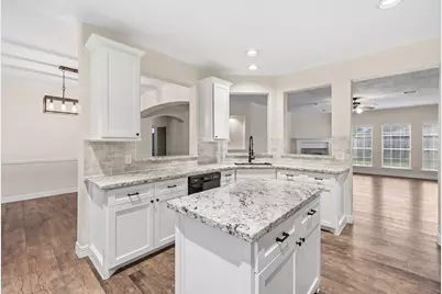 8227 Shady Grove Street, Baytown, TX 77523 - Photo 10