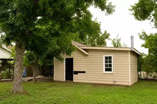 1502 Lee St, Houston, TX 77009 - Photo 14