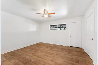 1016 E Tri Oaks Ln Unit 45 Lane #45, Houston, TX 77043 - Photo 20
