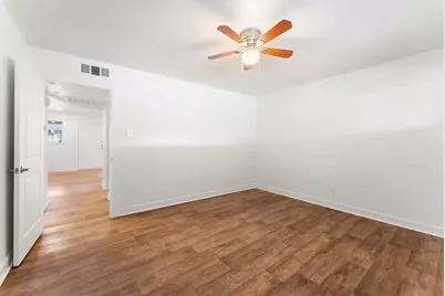 1016 E Tri Oaks Ln Unit 45 Lane #45, Houston, TX 77043 - Photo 22
