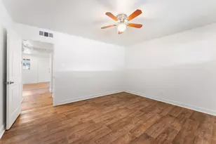 1016 E Tri Oaks Ln Unit 45 Ln, Houston, TX 77043 - Photo 22