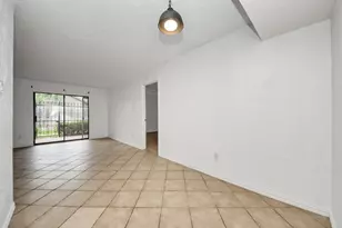 17331 Red Oak Dr, Houston, TX 77090 - Photo 12