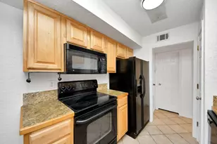 17331 Red Oak Dr, Houston, TX 77090 - Photo 34