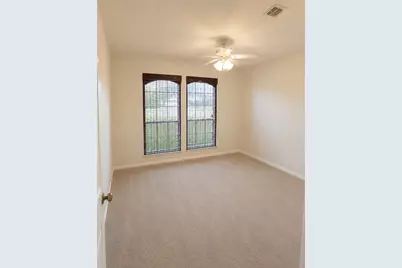 15154 Kingsbridge Way, Houston, TX 77083 - Photo 6