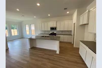 6327 Emerald Clover Drive, Katy, TX 77493 - Photo 4