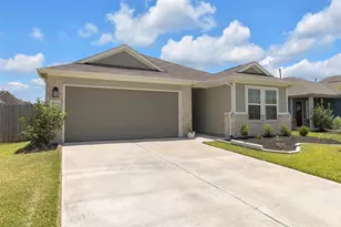 1207 Cavalry Jct Dr, Alvin, TX 77511 - Photo 2