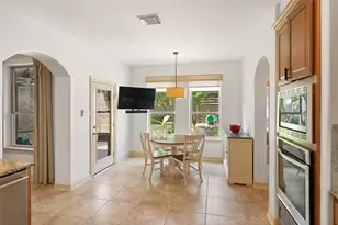 15 Heather Bank Pl, The Woodlands, TX 77382 - Photo 14