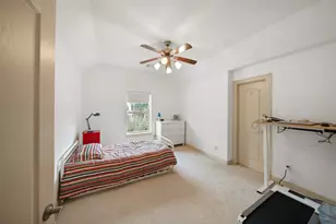 15 Heather Bank Pl, The Woodlands, TX 77382 - Photo 30