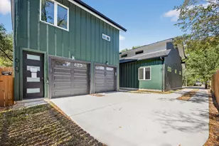 6107 Palm Cir, Austin, TX 78741 - Photo 2