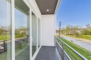 2427 Harrington St, Houston, TX 77026 - Photo 6