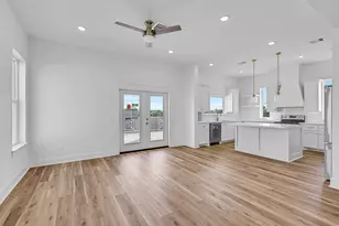 3819 El Lago St, Galveston, TX 77554 - Photo 6