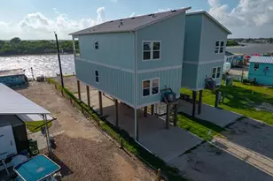 438 Private Rd 670, Matagorda, TX 77457 - Photo 2
