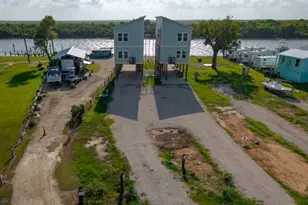 438 Private Rd 670, Matagorda, TX 77457 - Photo 4