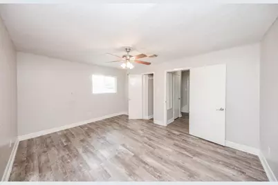 16418 Blackhawk Boulevard, Friendswood, TX 77546 - Photo 14