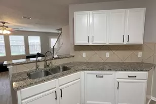 1306 Reedpoint Dr, Houston, TX 77090 - Photo 12